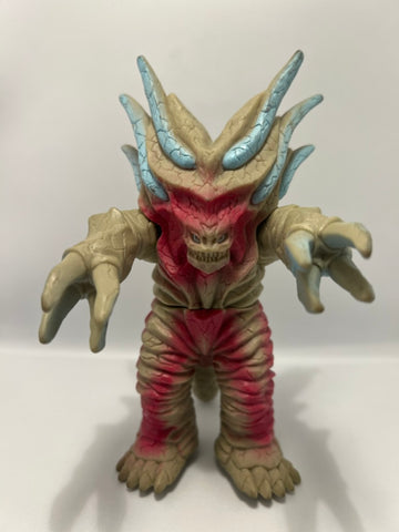 Bandai Ultraman Kaiju Tiga Monster 1996 Variant Evolution Monster Eboryuu Evolu