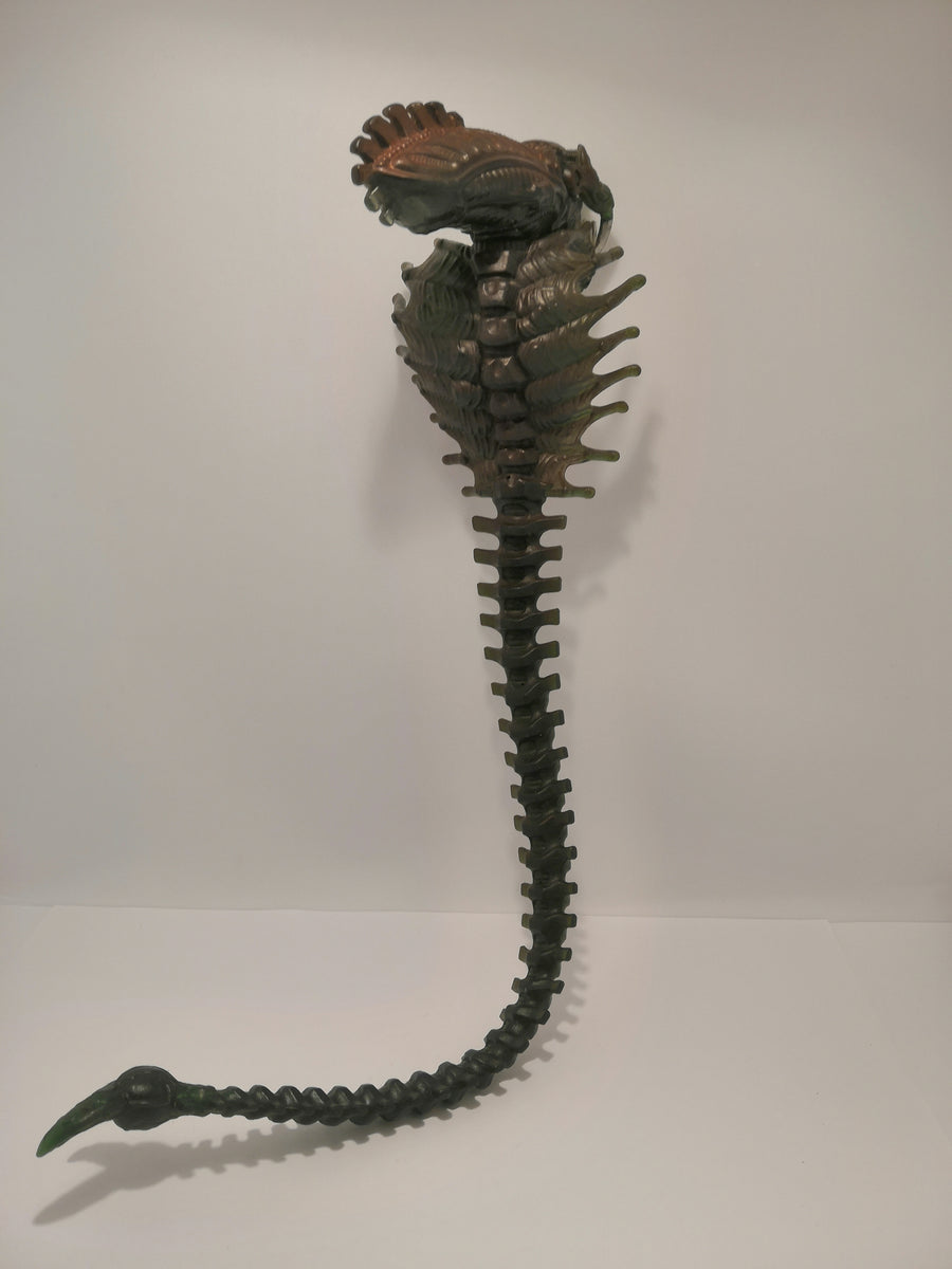 Kenner deals snake alien