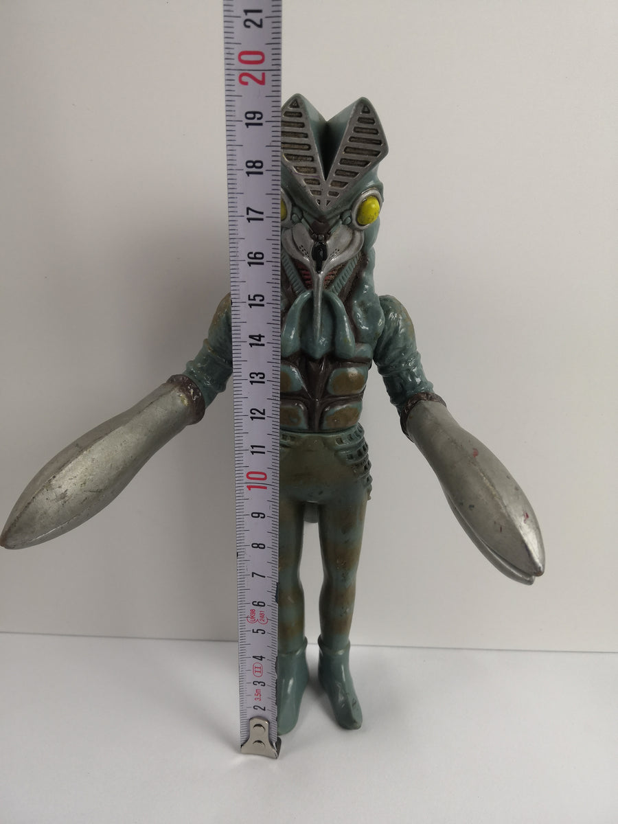 BANDAI Ultraman Kaiju Alien Baltan Blue Vintage Figure 1994