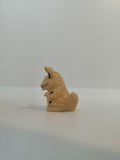 BANDAI  Ultraman Kaiju Eleking Finger Puppet Mini Figure