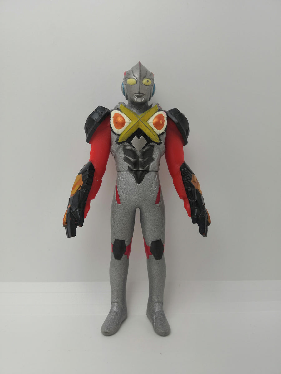 BANDAI 2015 Ultraman X (Cyber Zetton Armor) Figure – Senpai Mart
