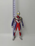 BANDAI 2013 Ultraman Tiga Figure