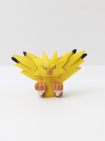 BANDAI CGTSJ Vintage 1999 Pokemon Zapdos Mini Figure