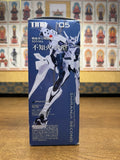 Box front of the Muv-Luv Alternative: Total Eclipse Volks Shiranui Second model kit, featuring the Tactical Surface Fighter XFJ-01a. The packaging displays the mecha in white and dark blue armor with sharp, angular features. Japanese text includes “戦術歩行戦闘機 XFJ-01a 不知火・弐型” and English labels such as “Tactical Surface Fighter XFJ-01a SHIRANUI SECOND.” A specification section at the bottom describes the unit’s high mobility, close-combat capabilities, electronic warfare systems, and armaments including a 60mm 