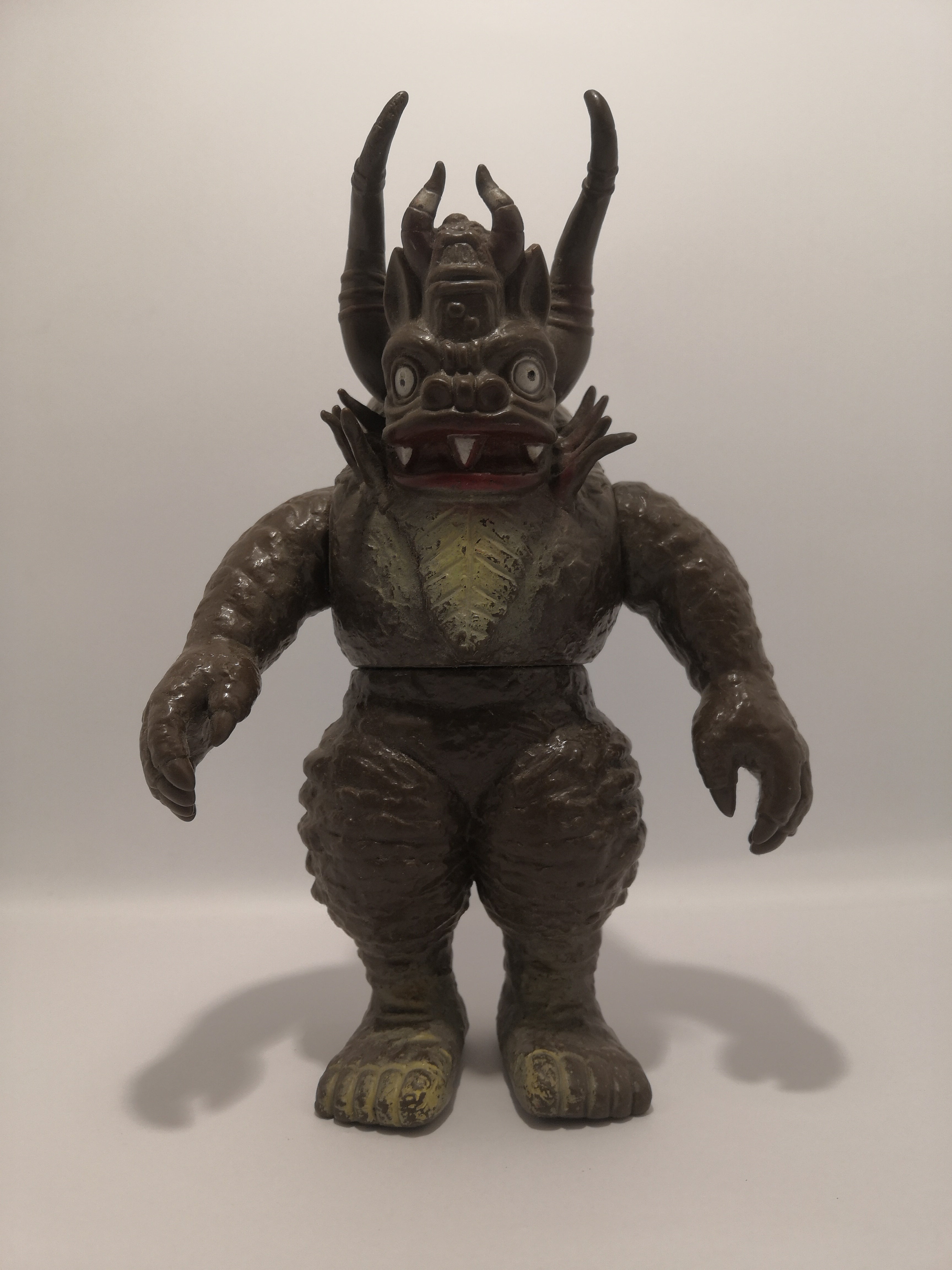 MEDICOM TOY - ウルトラモリス　ブースカモリス s-l400.jpg