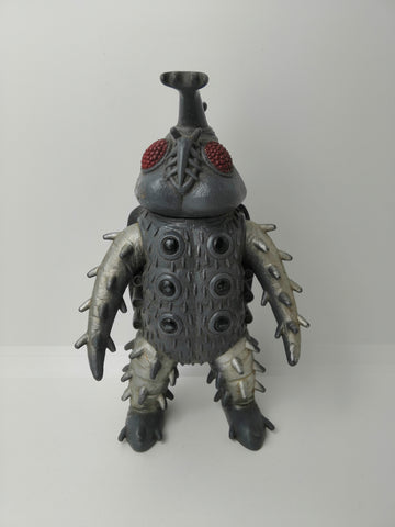 Bandai 1989 Ultraman Kaiju Satan Beedle Vintage Figure