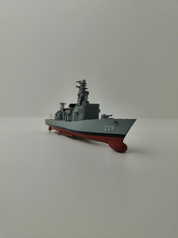 DeAgostini 1/900 Diecast JSDF DE-229 Abukuma-Class Destroyer Escort